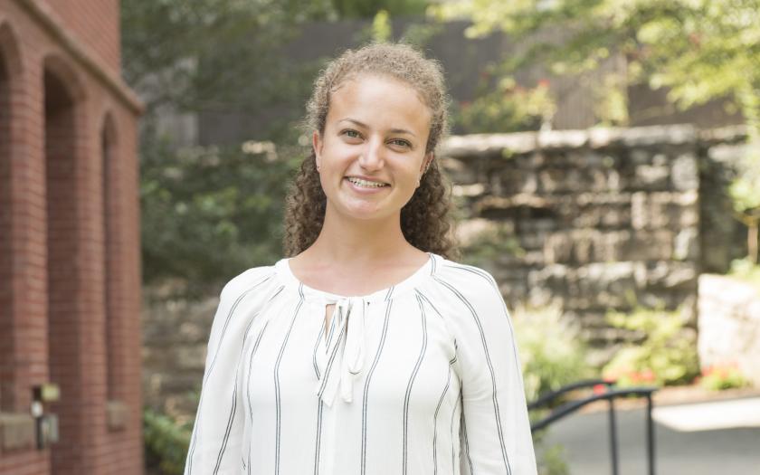 Kabisa Baughen portrait on campus